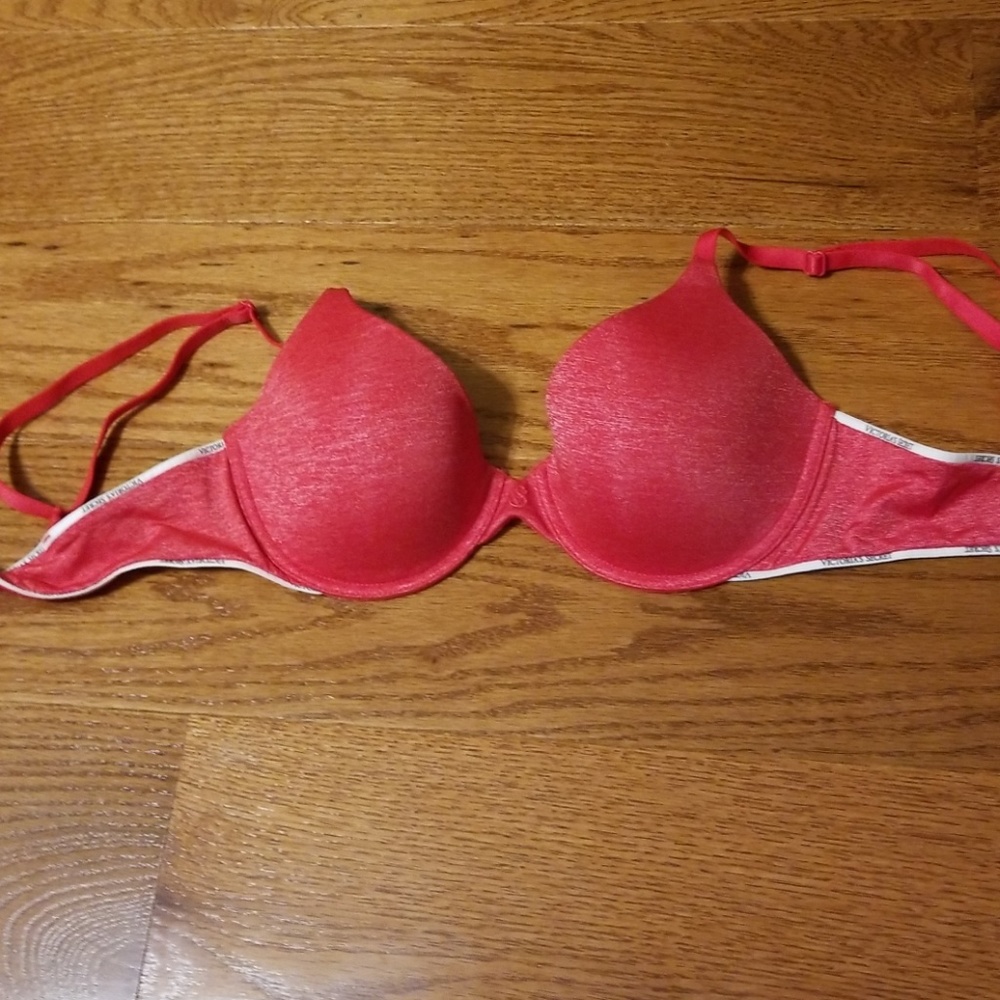 NWOT victorias secret bra
